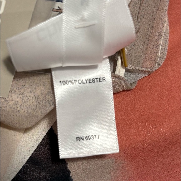 MARLA WYNNE FOR CHICO'S
Convertible Poncho NWT. Size medium. - Picture 4 of 6